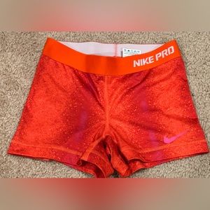 Women Nike pro orange shorts XS